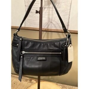 Coach Daisy F23978 Black  Leather Crossbody Shoulder Bag Zip Pocket